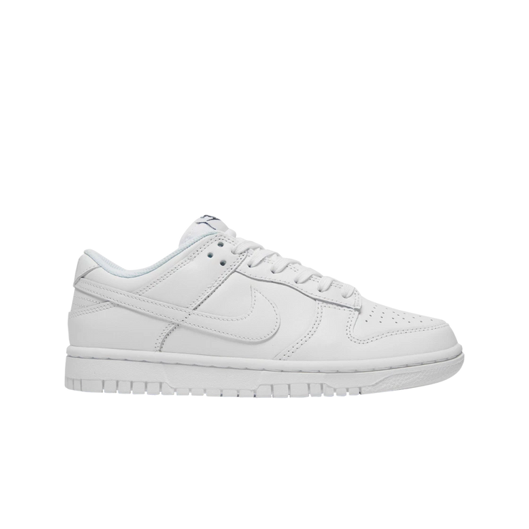 Nike Dunk Low Triple White (W)